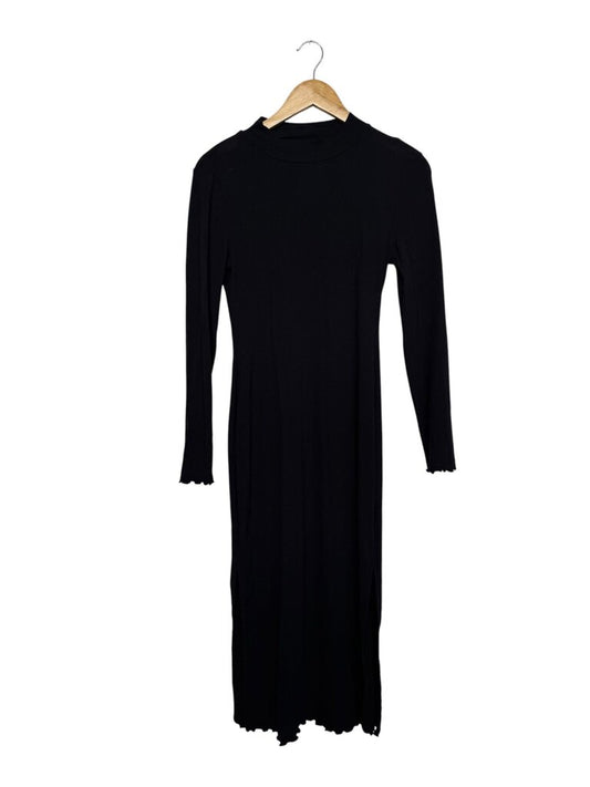 Max Dress - Size M