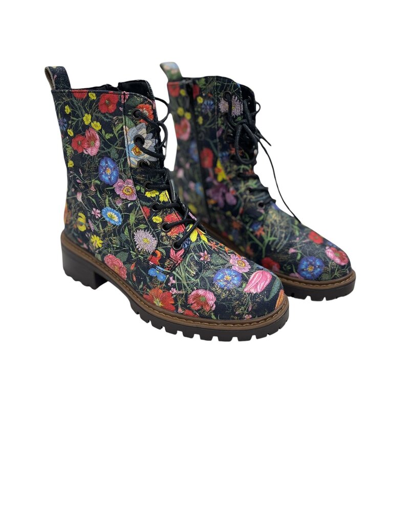 Lunar Boots - size 36