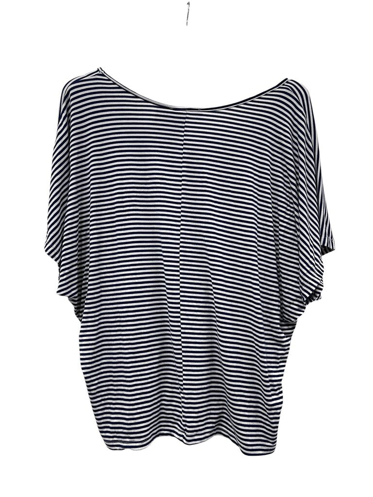 Betty Basics Tee - Size 16