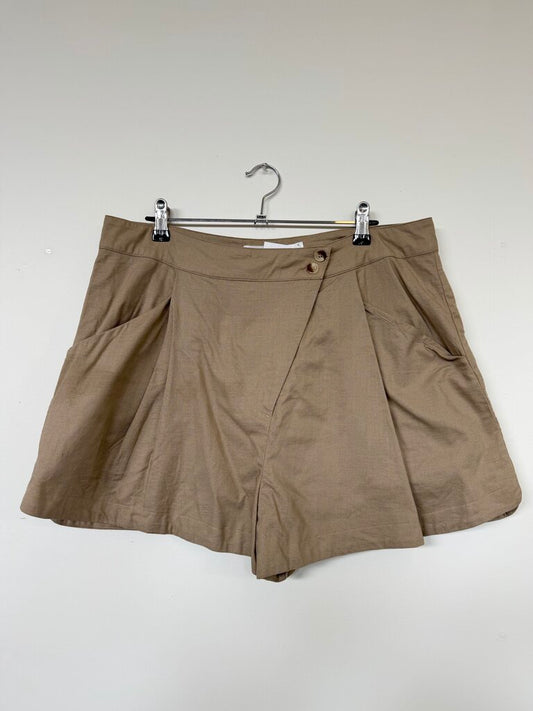 ASTR Linen Shorts - Size XL