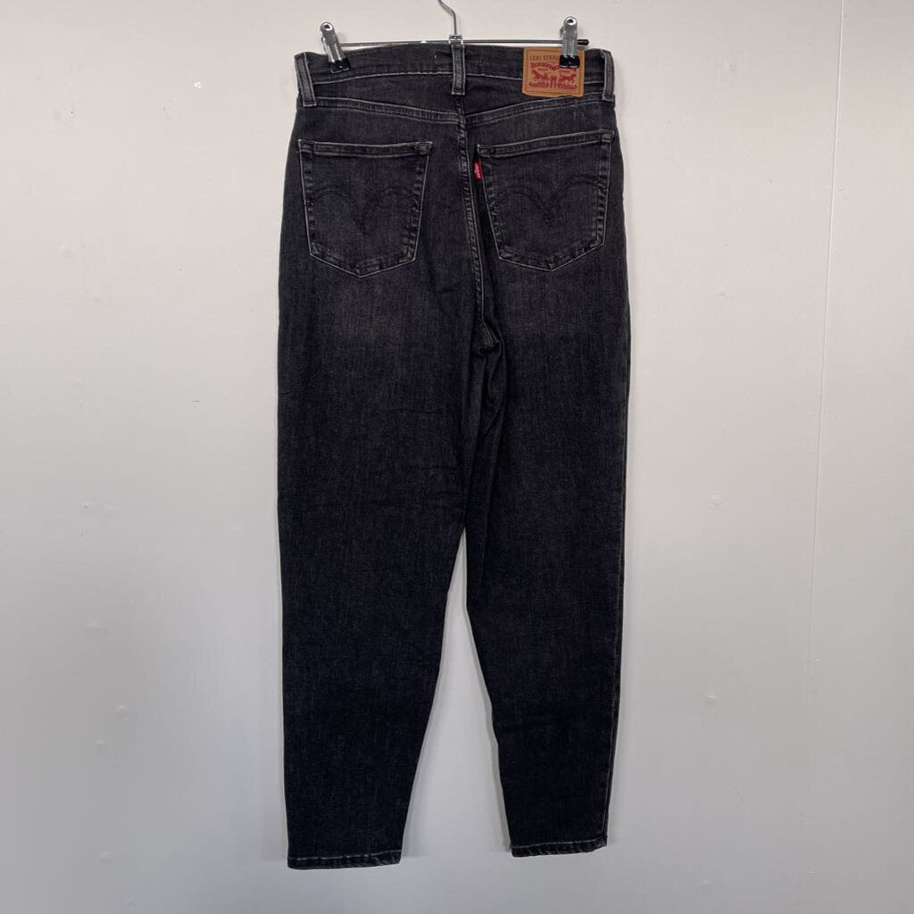 Levi's Boyfriend Jeans - Size 26 (8)
