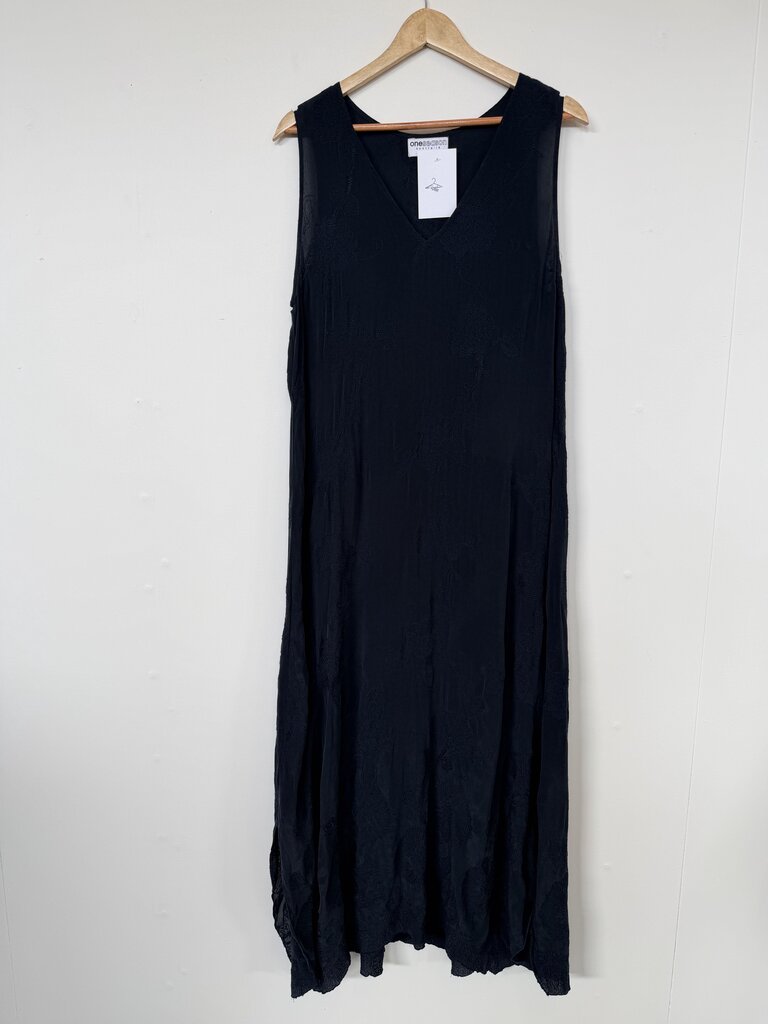 One season Dress - size L