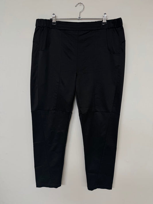 Nes Pants - Size XL