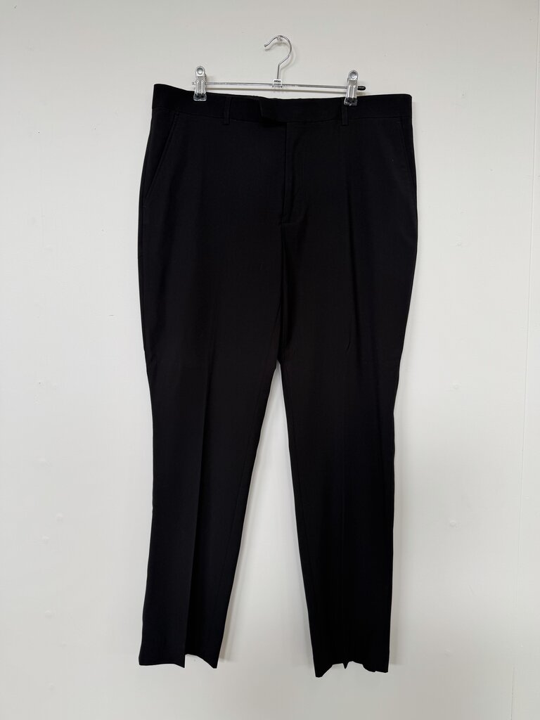 Taro Cash Pants - Size 34