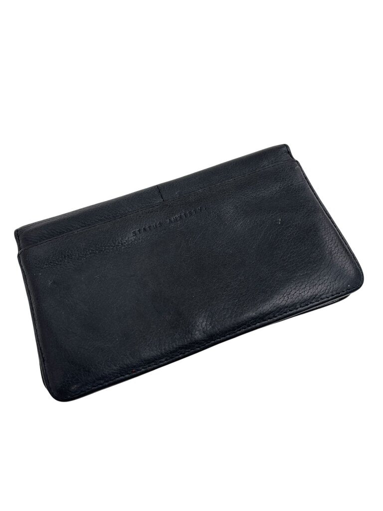 Status Anxiety Wallet (flaws)