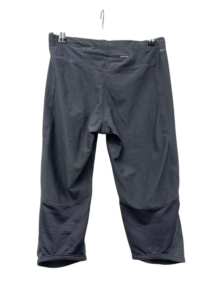 Nike Dri-Fit 3/4 Leggings - Size S