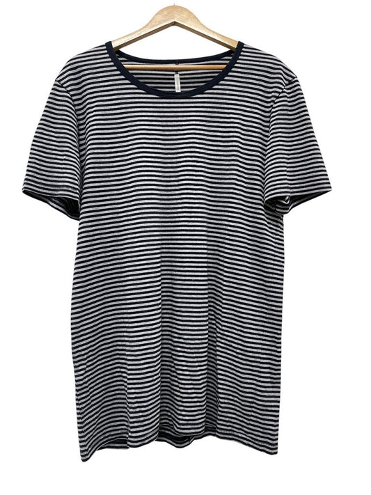 Commoners Tshirt - Size L