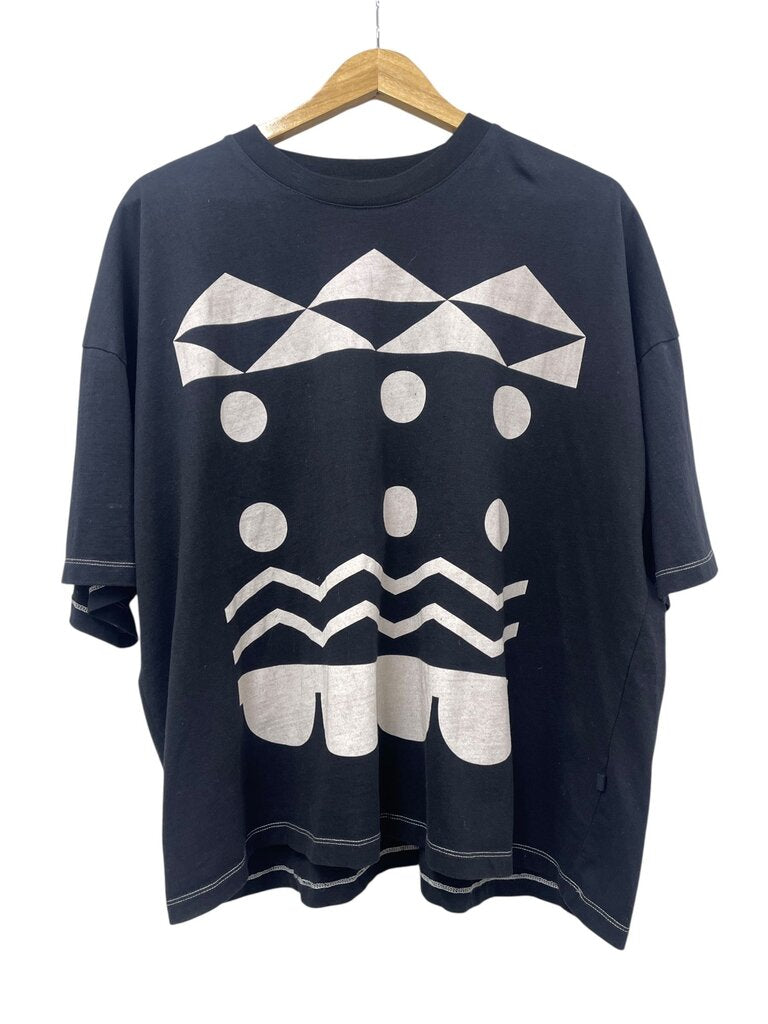 Kowtow Tee - Size M