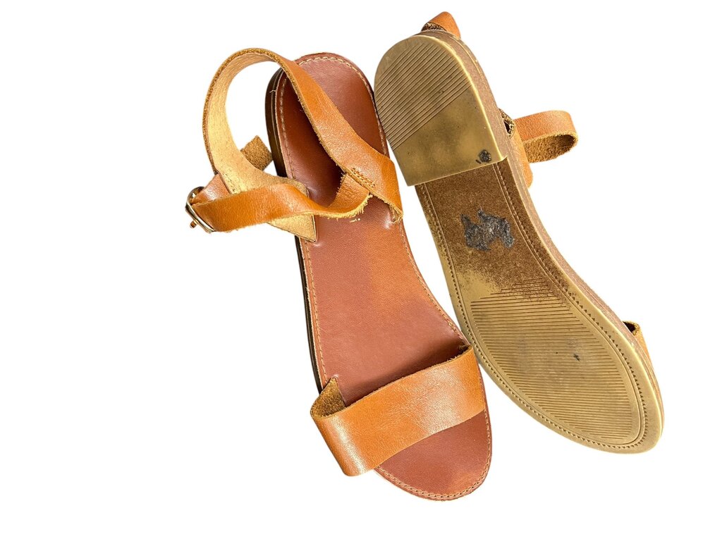 Isabella Anselmi Sandals - Size 7