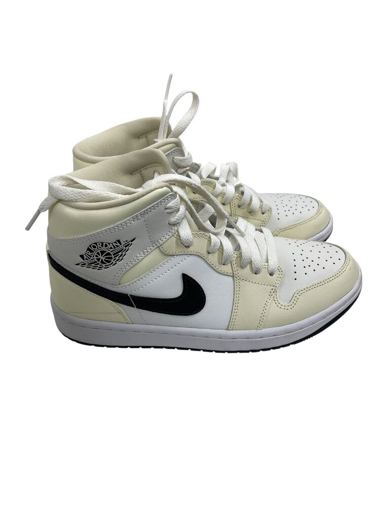Air Jordan Sneakers (box) - Size 7.5