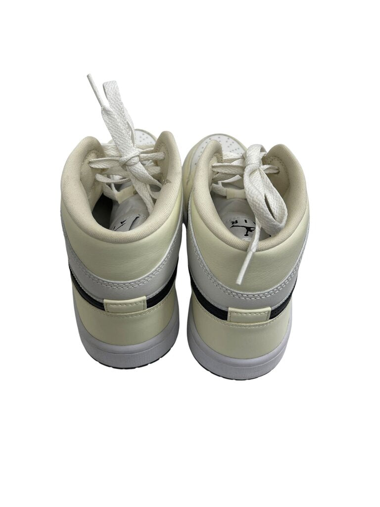 Air Jordan Sneakers (box) - Size 7.5