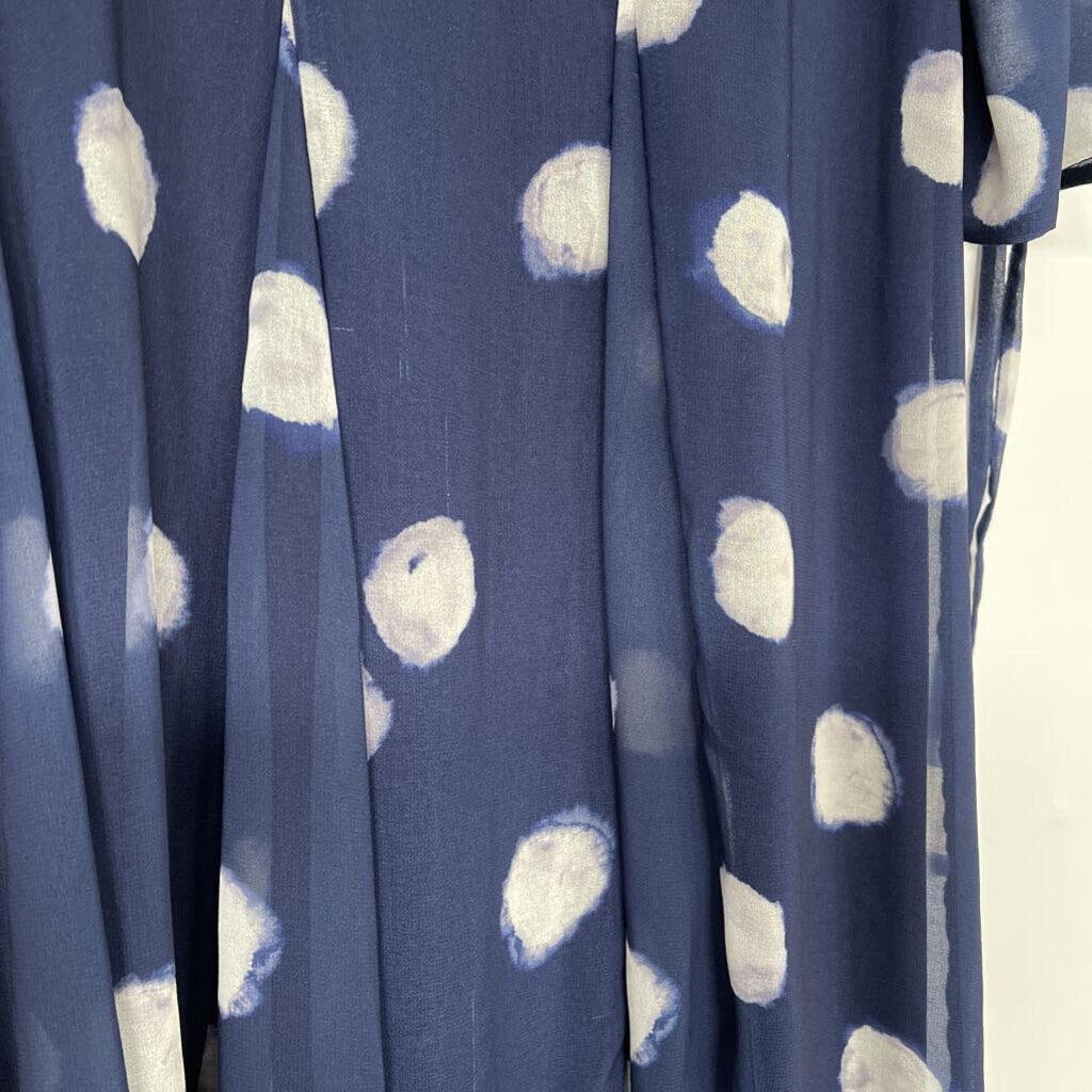 Lipsy London Dress (pulls) - Size 12