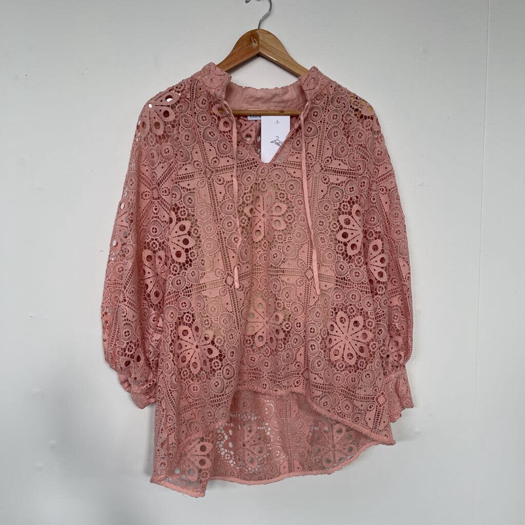 Zoe Kratzmann Top (with cami) - Size 0 (8)