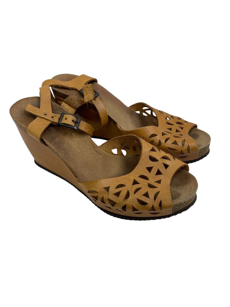 Neo Wedges - Size 37 (marks)