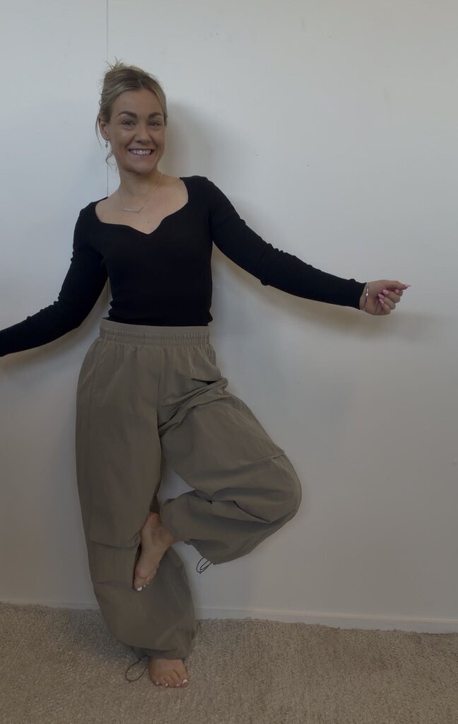 Lulu Lemon Pants - Size M