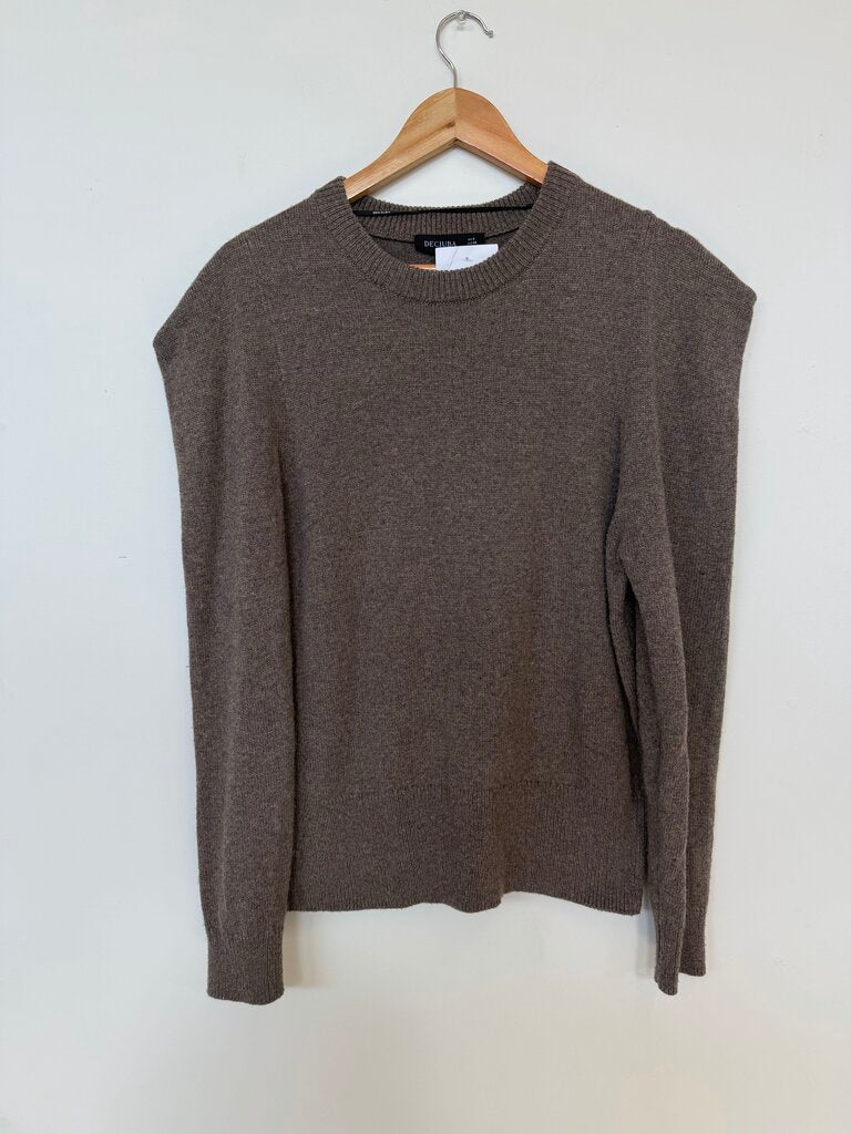Decjuba Knit - Size S