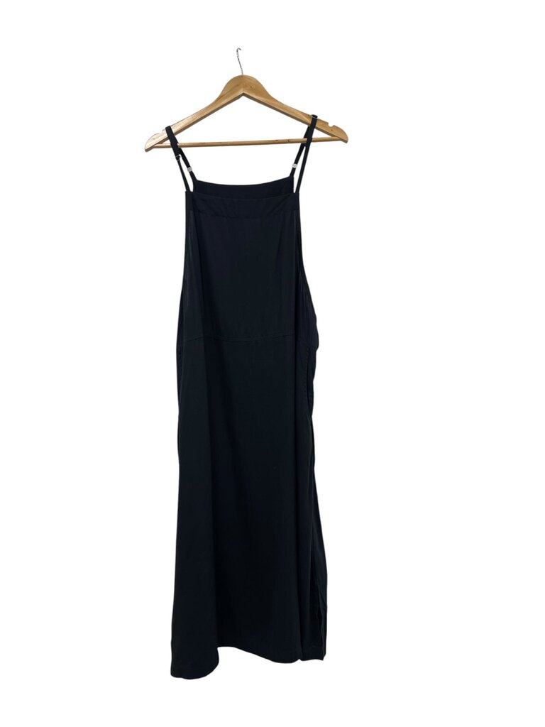 Freez Dress - Size XL