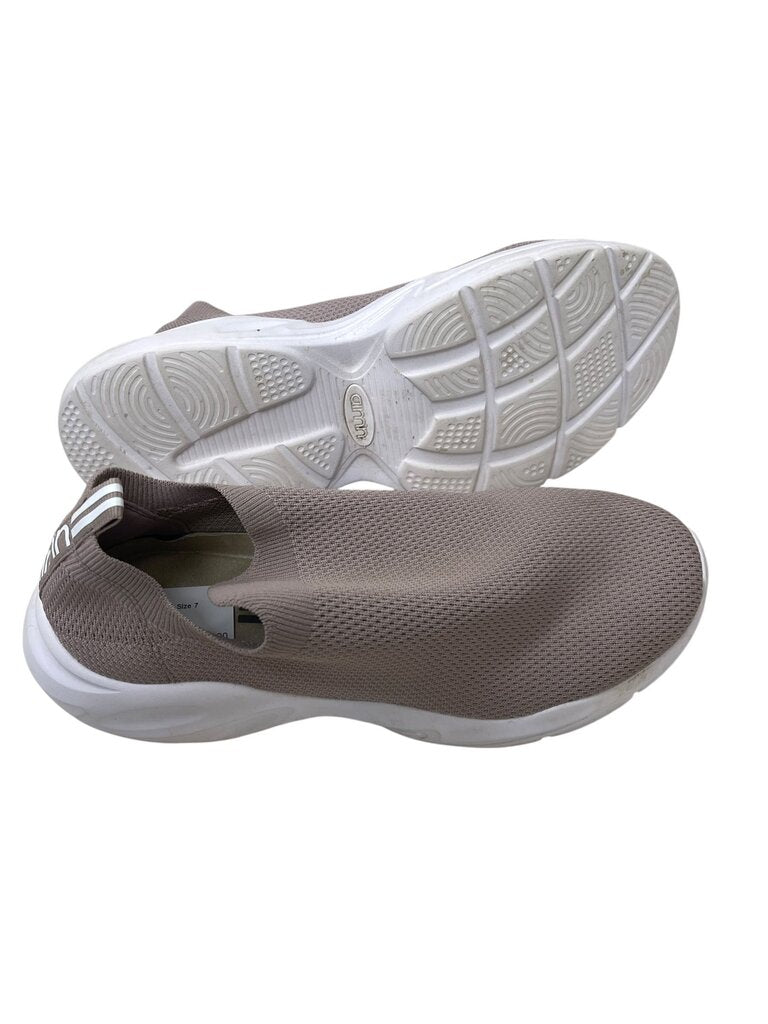 Aimn Sneakers - Size 7