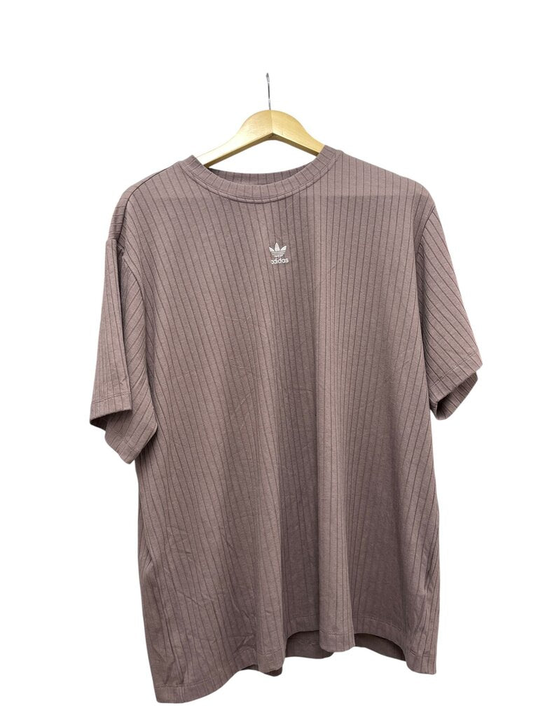 Adidas Tee - Size 2XL