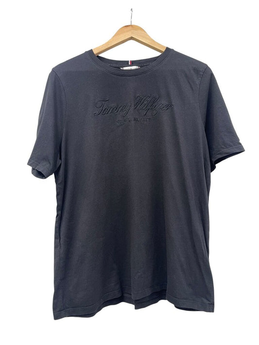 Tommy Hilfiger Tee - Size 3XL