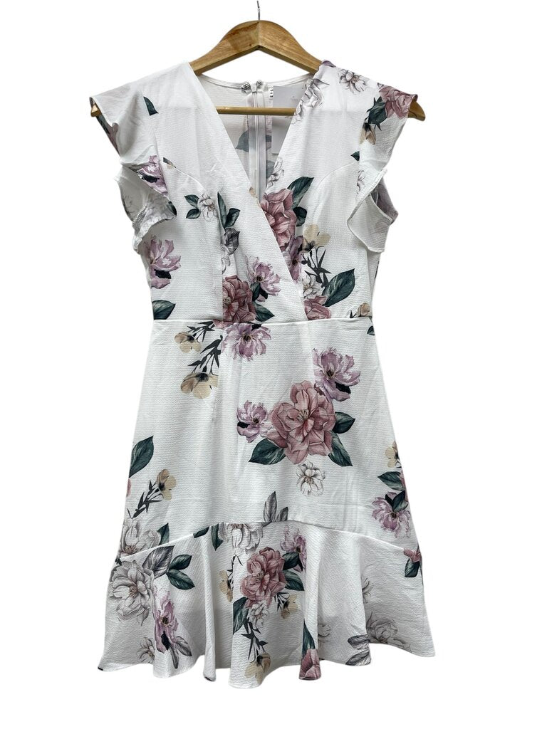 Minx & Moss Dress - Size 6