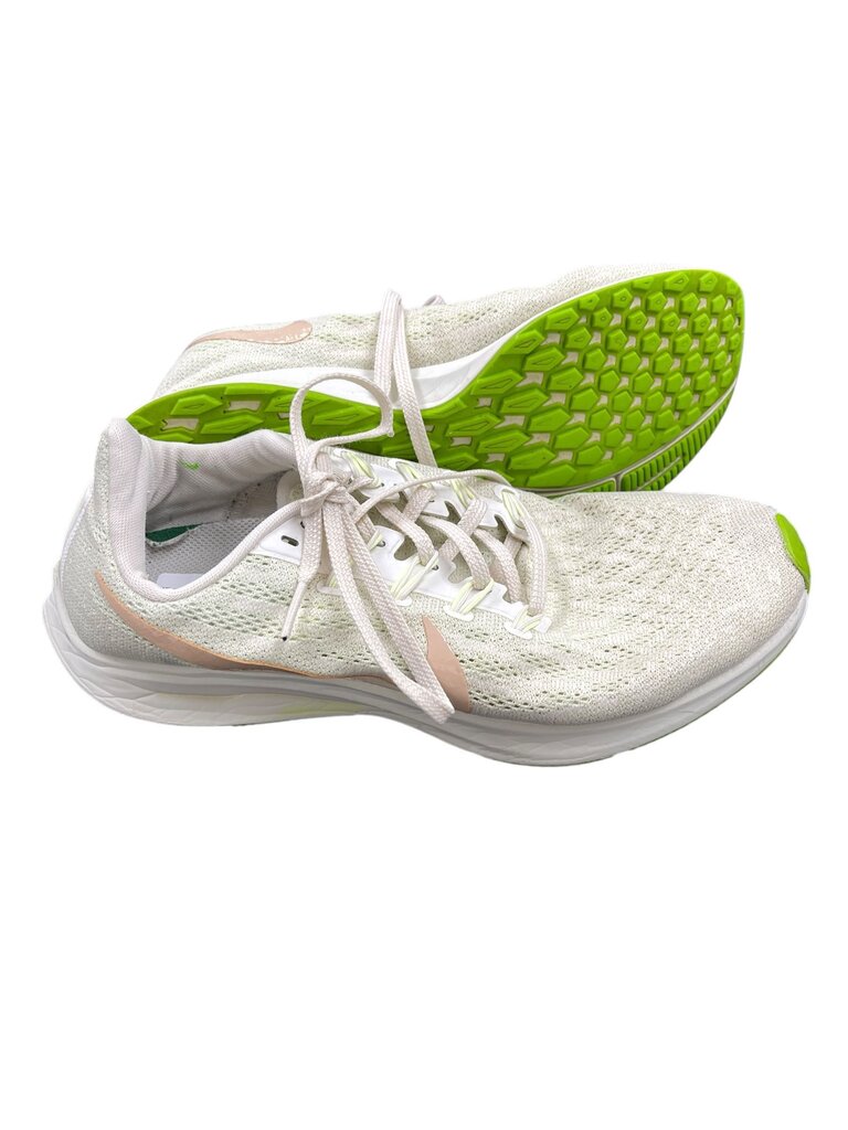 Nike Runners - Size 9