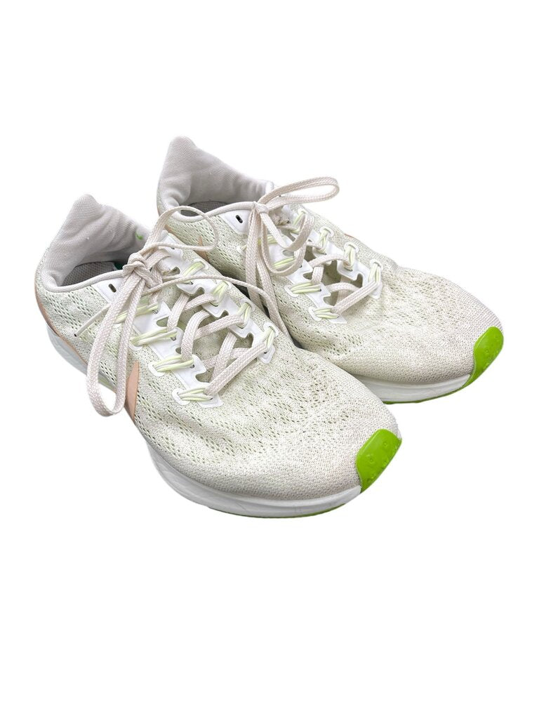 Nike Runners - Size 9