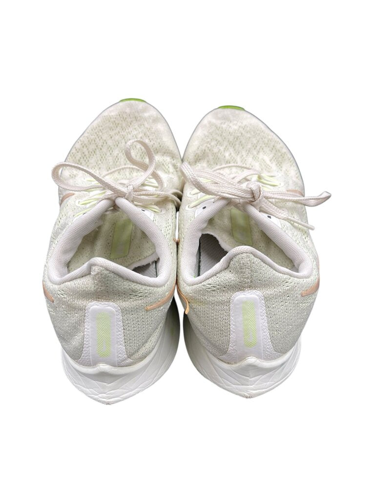 Nike Runners - Size 9
